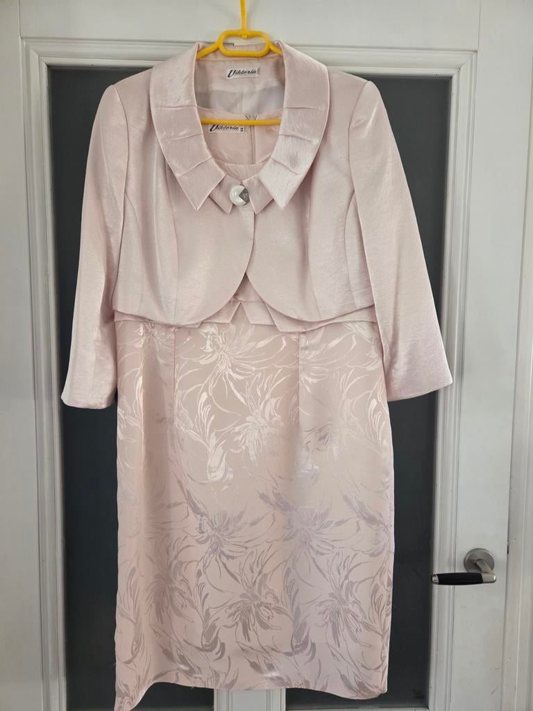 Roze jurk met bolero maat 44, Maat 42/44 (L), Ophalen of Verzenden, Zo goed als nieuw, Roze