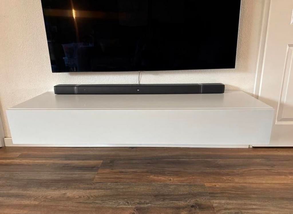 Modern wit zwevend tv-meubel - Enzo Luca (€700 nieuw), Ophalen, Overige materialen, 100 tot 150 cm, Zo goed als nieuw