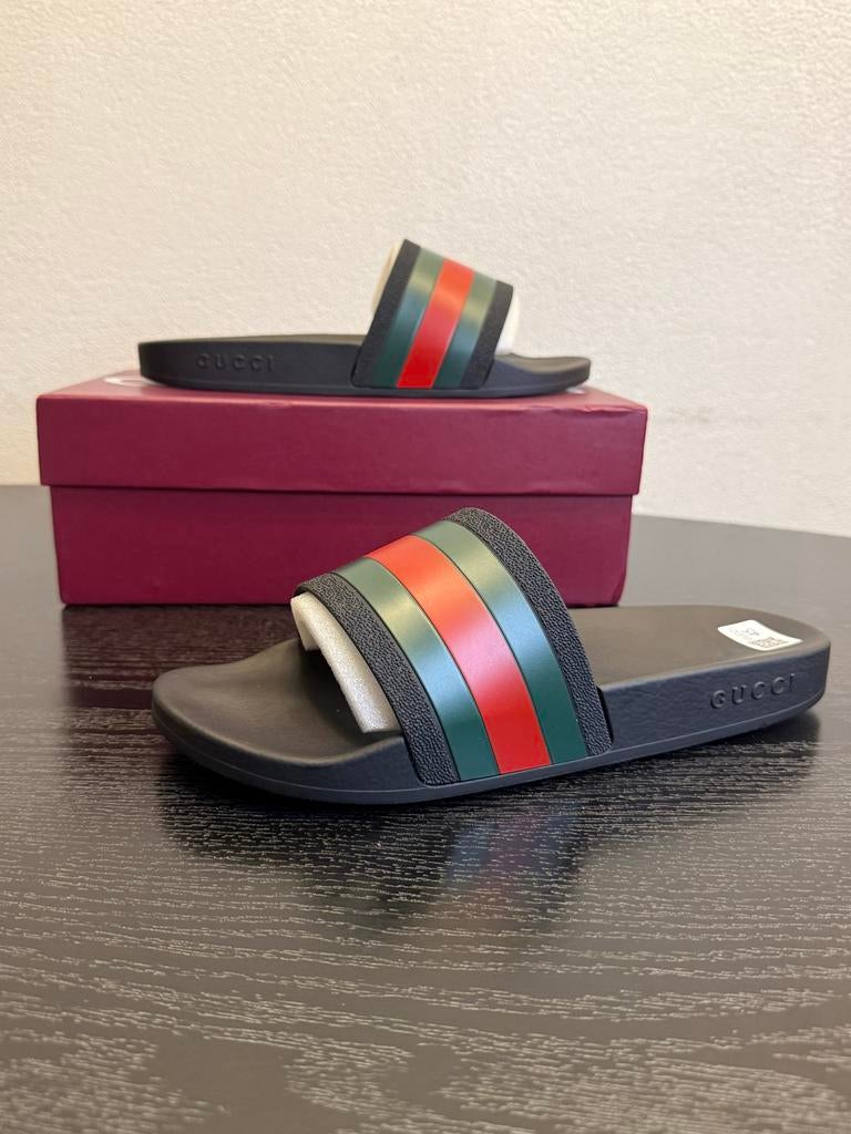 Heren Gucci slippers maat 45 valt als maat 44, Kleding | Heren, Ophalen of Verzenden, Zo goed als nieuw, Zwart, Slippers