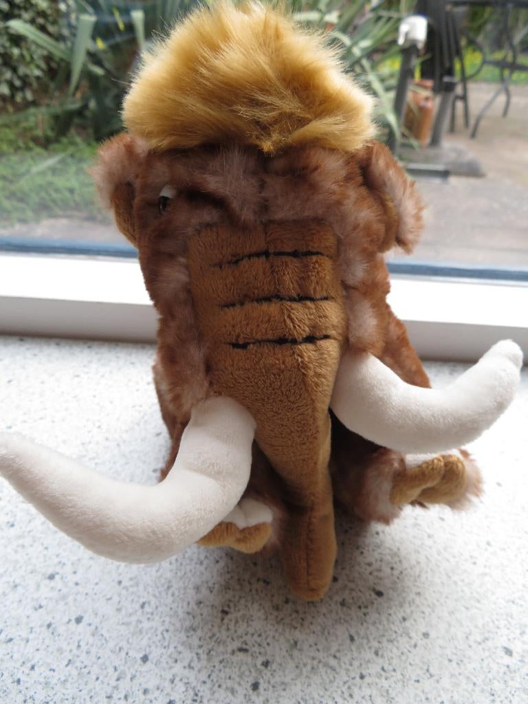 Mammoet olifant merk PIA Soft Toys zijde zacht velours, Wasbaar, Ophalen of Verzenden, Zo goed als nieuw, Middelgroot (20 tot 80 cm)