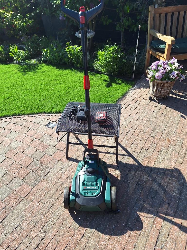 Parkside Accu Grasmaaier, Tuin en Terras, Grasmaaiers, Ophalen, Zo goed als nieuw, Accu-grasmaaier, Parkside