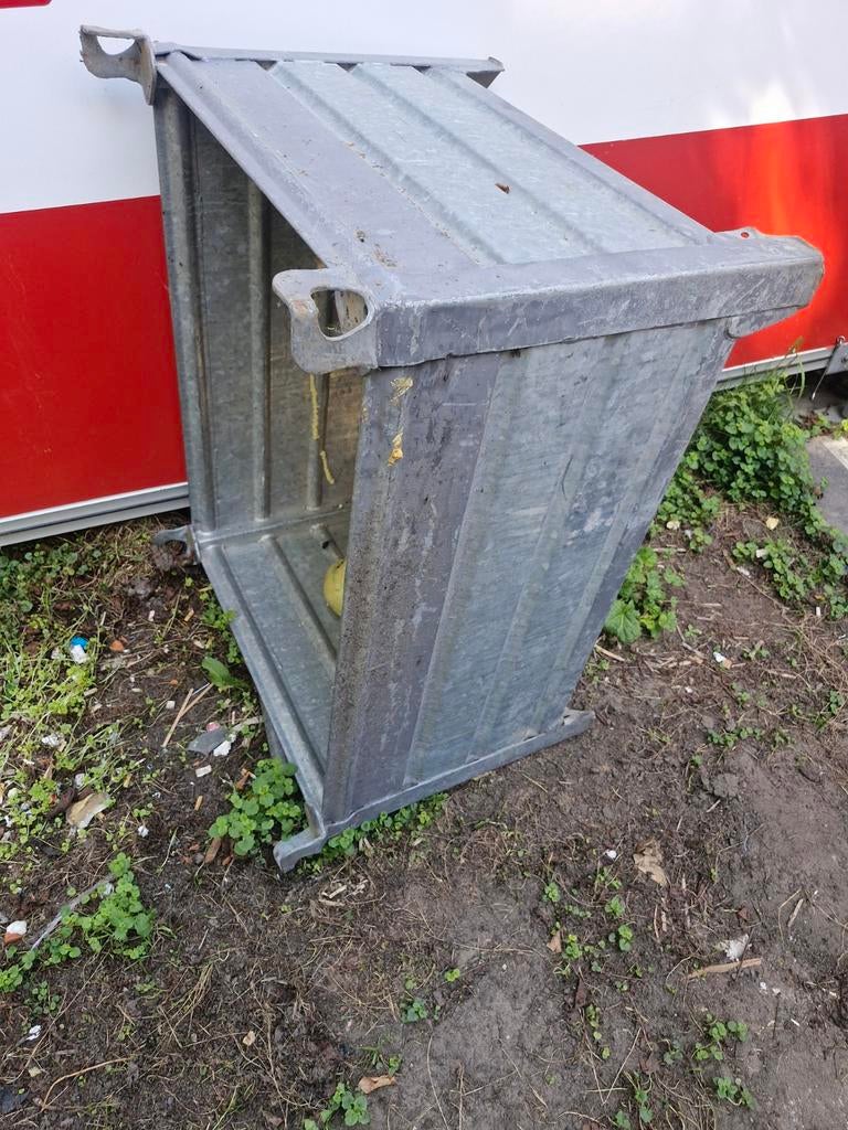 Stevige stalen bak - ideaal voor opslag of transport, Doe-het-zelf en Verbouw, Kratten en Dozen, Ophalen of Verzenden