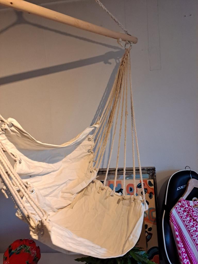 Beige hangstoel van katoen, Ophalen