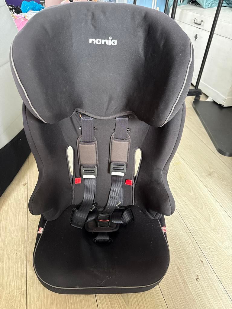 Nania autostoel 9-18 kg met autogordel bevestiging, Overige merken, 9 t/m 18 kg, Ophalen of Verzenden, Gebruikt