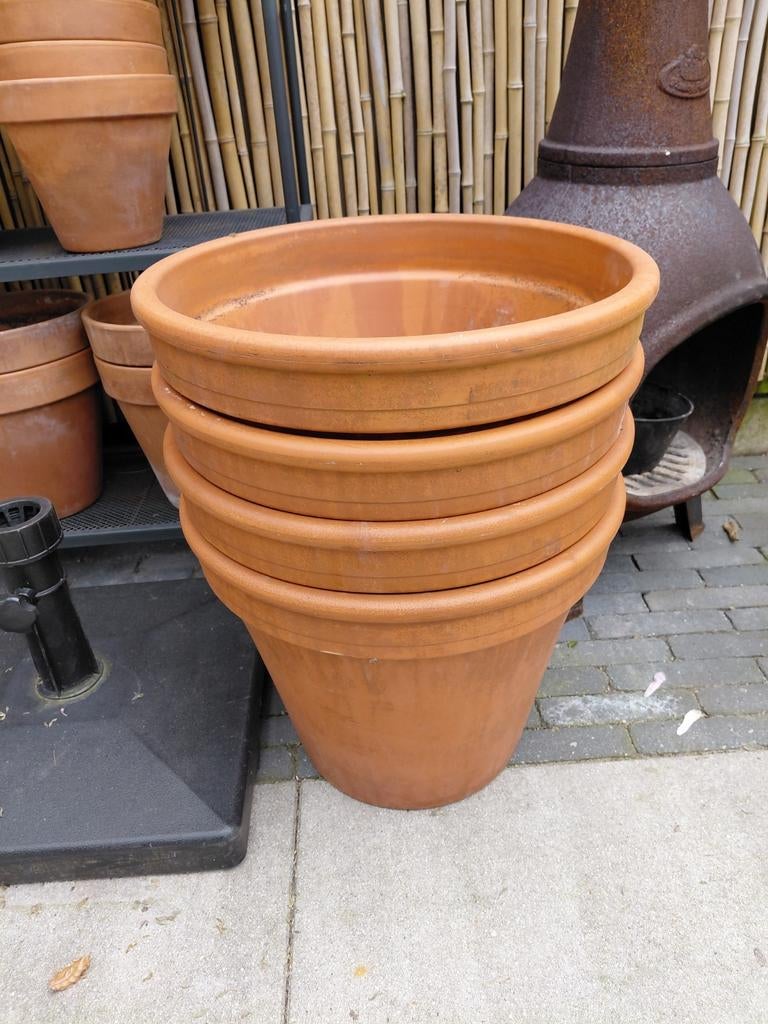 Terracotta potten, Tuin en Terras, Ophalen, Rond, Steen, Minder dan 30 cm