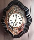 Antieke Oeil de Boeuf klok met parelmoer inleg, Antiek en Kunst, Ophalen of Verzenden