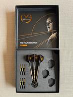 Winmau Michael van Gerwen Limited Edition 5 jaar dartpijlen, Sport en Fitness, Darts, Ophalen of Verzenden, Zo goed als nieuw