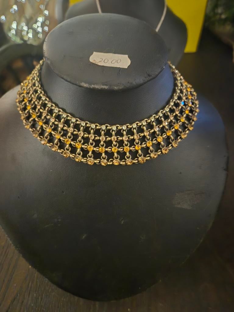 Restpartij nieuwe byoux sieraden en presentatiemateriaal, Overige materialen, Nieuw, Ophalen of Verzenden, Overige kleuren