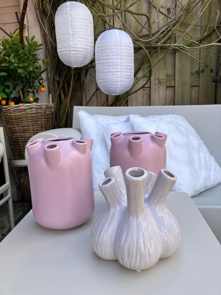 Set van 3 Trendy Vazen: 2 Roze/Lila en 1 Witte Vaas, Ophalen, Gebruikt, Wit, Aardewerk of Porselein