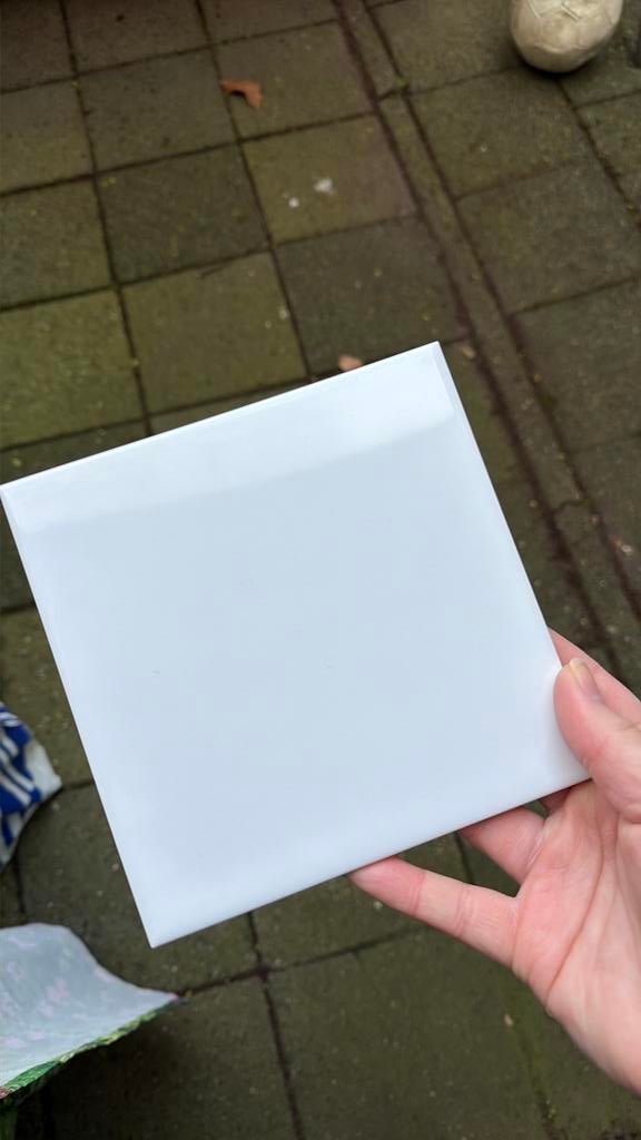 Witte glanzende wandtegels 15x15 cm, Nieuw, Ophalen of Verzenden, Minder dan 20 cm, Minder dan 5 m²