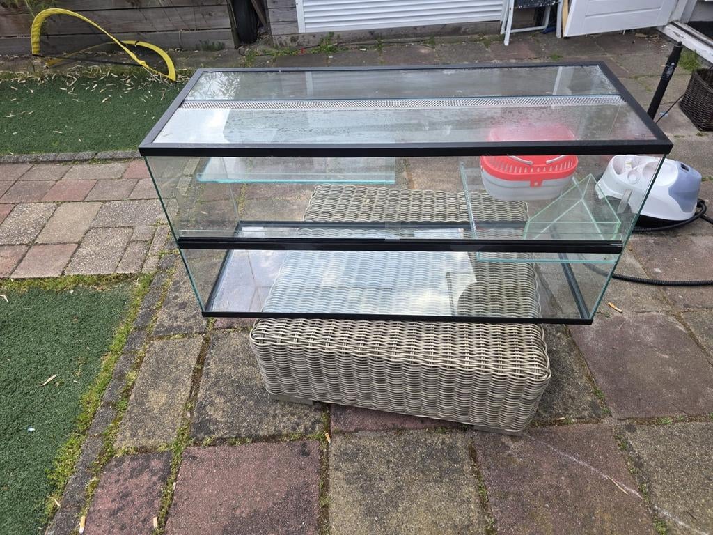 Terrarium knaagdier, Ophalen, Zo goed als nieuw