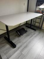 Ikea bureau, Ophalen, Zo goed als nieuw