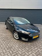 Ford Focus 1.0 125pk Titanium full options, Zwart, Zwart, Handgeschakeld, Particulier