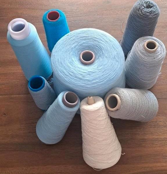 Diverse Konen 9 stuks Brei- en Haakgaren - Blauw, Wit, Grijs, Hobby en Vrije tijd, Breien en Haken, Breien of Haken, Wol of Garen