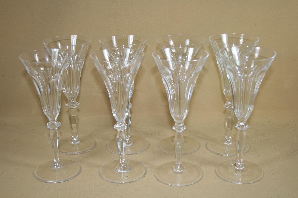 8 geslepen kristallen champagne glazen gemerkt, Antiek en Kunst, Ophalen of Verzenden