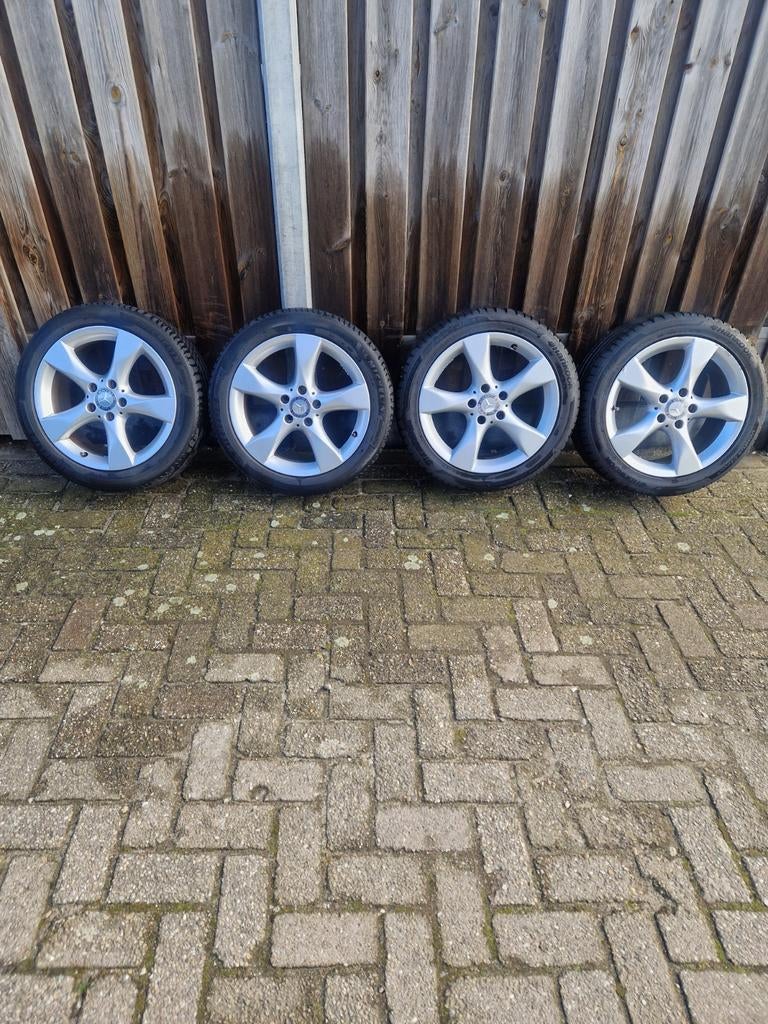 mercedes velgen en banden, Ophalen, Gebruikt, 17 inch, Personenwagen