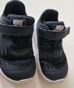 Nike s maat 22, Ophalen of Verzenden, Zo goed als nieuw, Jongetje of Meisje, Schoentjes