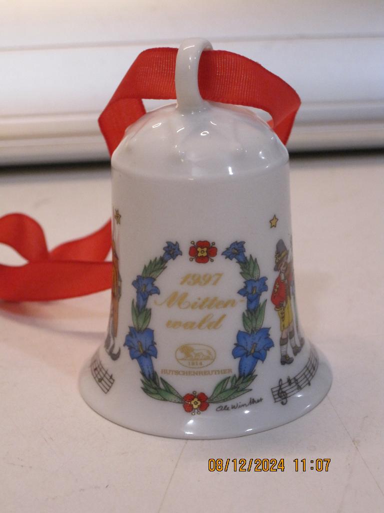 hutschenreuther kerst bellen diverse jaren per stuk (323), Diversen, Ophalen of Verzenden, Gebruikt