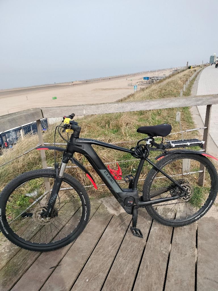 Electrische MTB CUBE, Ophalen, Gebruikt, Cube, 50 km per accu of meer