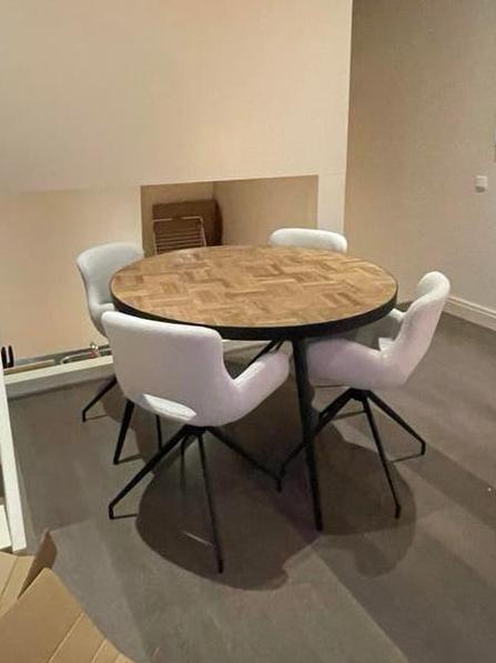 Ronde eettafel met 4 teddy stoelen, Huis en Inrichting, Tafels | Eettafels, Ophalen, Rond, Zo goed als nieuw, Vier personen