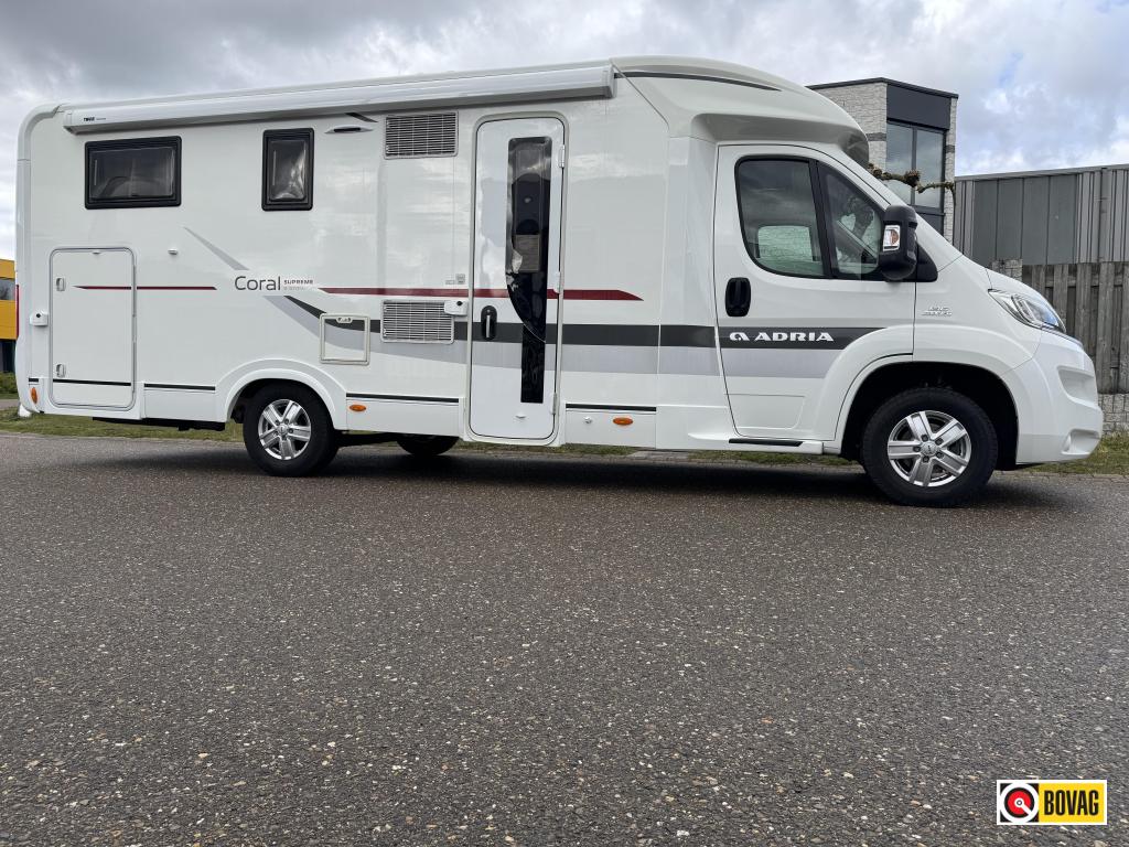 Adria Coral Supreme 670 SL Lengtebedden Alde verwarming, Ringverwarming, Startonderbreker, Luifel, Koelkast