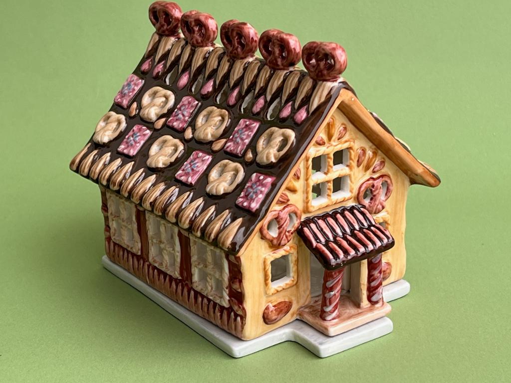 Villeroy & Boch, Brezelhaus ,Christmas Brezel Ginger Village, Huis en Inrichting, Keuken | Servies, Overige typen, Nieuw, Ophalen of Verzenden