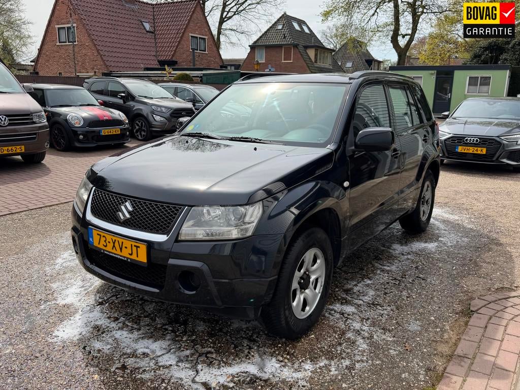 Suzuki Grand Vitara 2.0-16V JLX - Inruildeal - zonder garant, Auto's, Suzuki, Stof, Zwart, 4 cilinders, 1850 kg