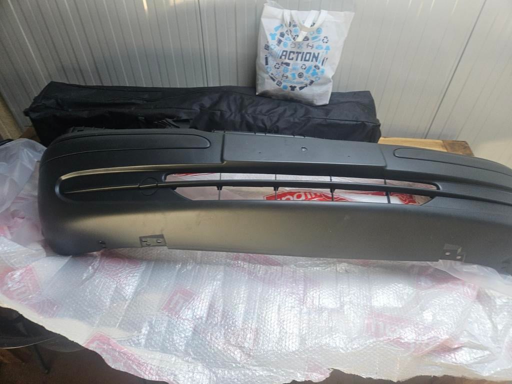 Bumper Mercedes Vito - Nieuwstaat, Auto-onderdelen, Ophalen, Voor, Mercedes-Benz, Nieuw