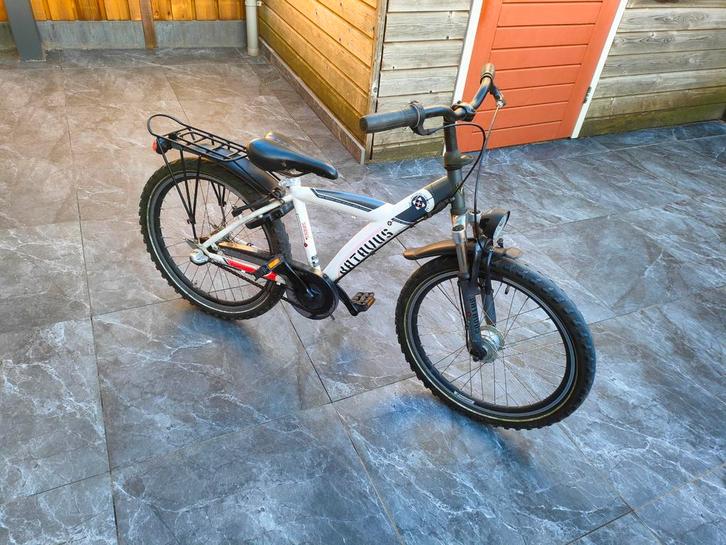 Batavus snake fiets 22 inch met 3 versnelling, Fietsen en Brommers, Fietsen | Jongens, Zo goed als nieuw, 22 inch, Handrem, Versnellingen