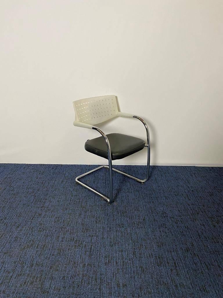 2 x Vergaderstoel Vitra Visasoft - Visavis, zwart leder, Huis en Inrichting, Stoelen, Ophalen, Gebruikt, Twee, Leer