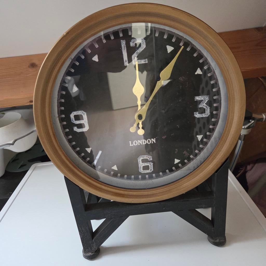 Mooie zwarte/gouden/grijze klok., Ophalen, Zo goed als nieuw, Overige typen