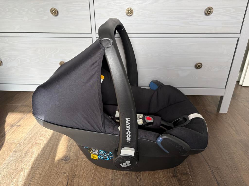 Maxi Cosi Pebble Pro i-Size Autostoeltje + Base, Kinderen en Baby's, Autostoeltjes, Ophalen, Autogordel of Isofix, Slaapstand