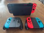 Nintendo Switch V2 met extra controllers + pokemon diamond, Spelcomputers en Games, Spelcomputers | Nintendo Switch, Ophalen of Verzenden