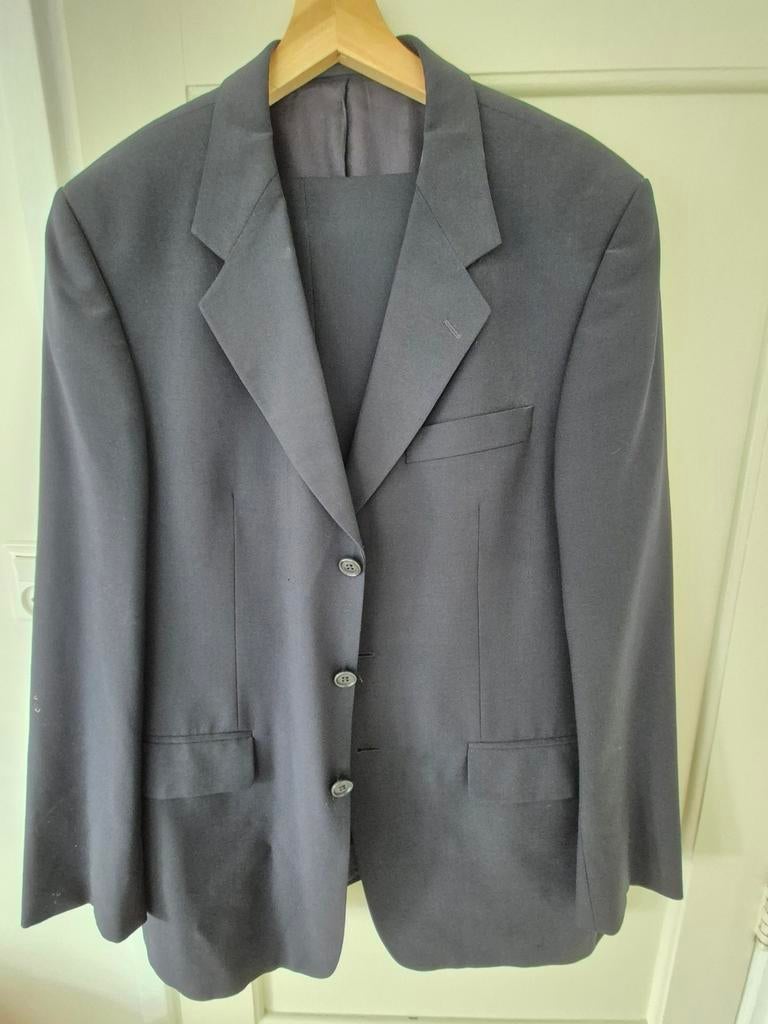 Donkerblauw pak maat 102 van Duetz/ Brixon
Maat is voor lang, Ophalen of Verzenden, Zo goed als nieuw, Maat 52/54 (L), Blauw