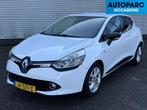 Renault Clio 0.9 TCe Eco2 Limited , AIRCO, CRUISE CONTROLE,, Voorwielaandrijving, 898 cc, Stof, Euro 6