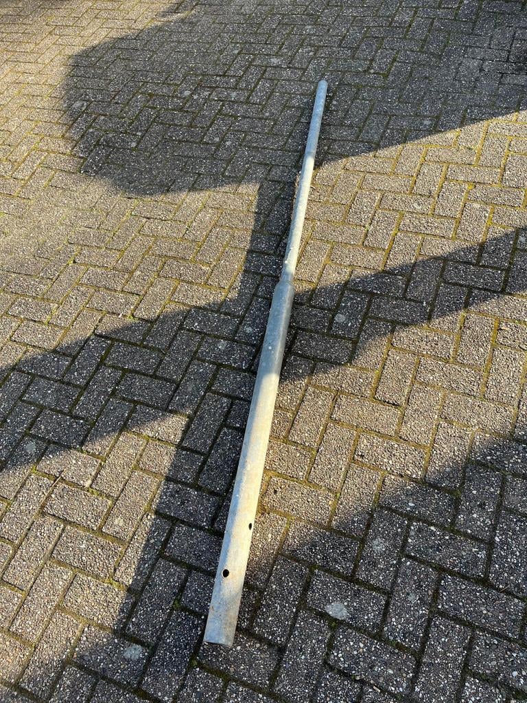 Metalen verkeerspaal / pijp 250 cm lang, Ophalen
