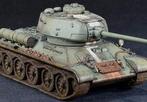 Opruiming! Dragon 1:35 T34/85 UTZ mod. 1944 & extra parts, Overige merken, Tank, 1:32 tot 1:50, Ophalen of Verzenden