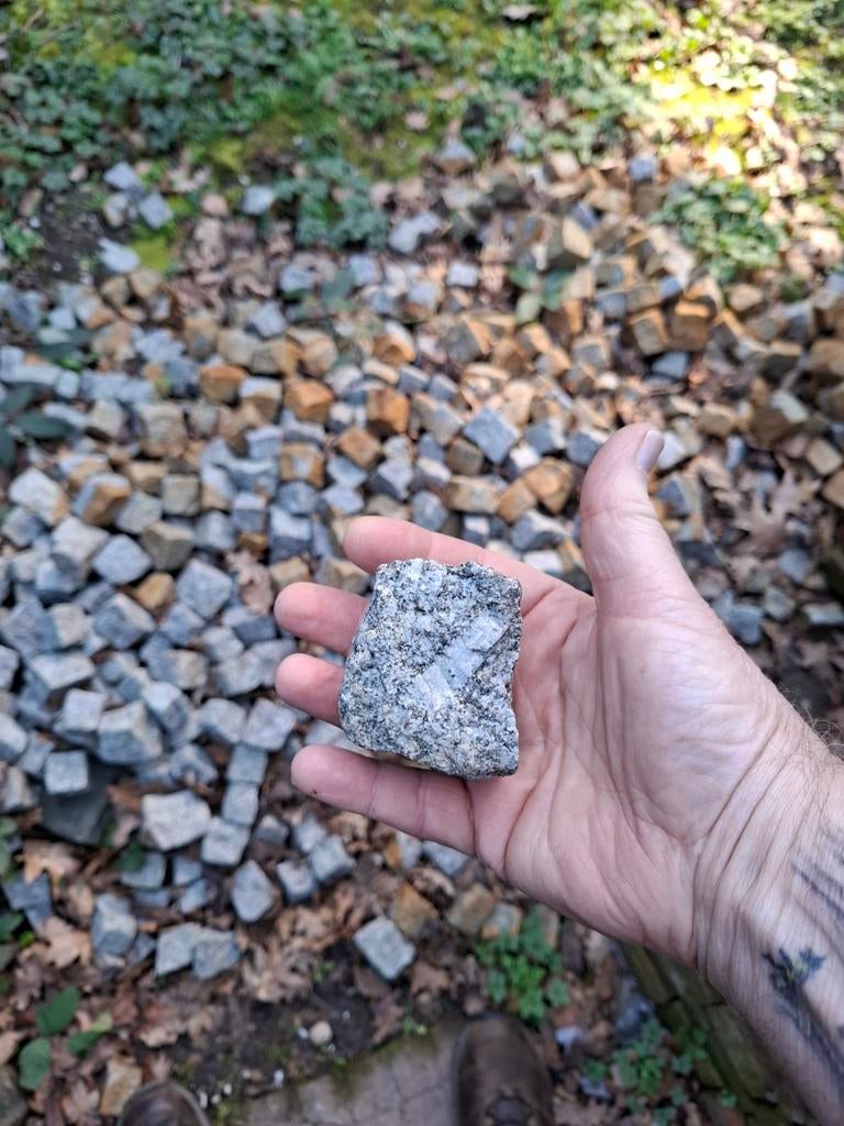 Gratis, Keitjes bestrating - Graniet (kwartsiet??), Tuin en Terras, Gebruikt, Graniet, Ophalen of Verzenden, Kei