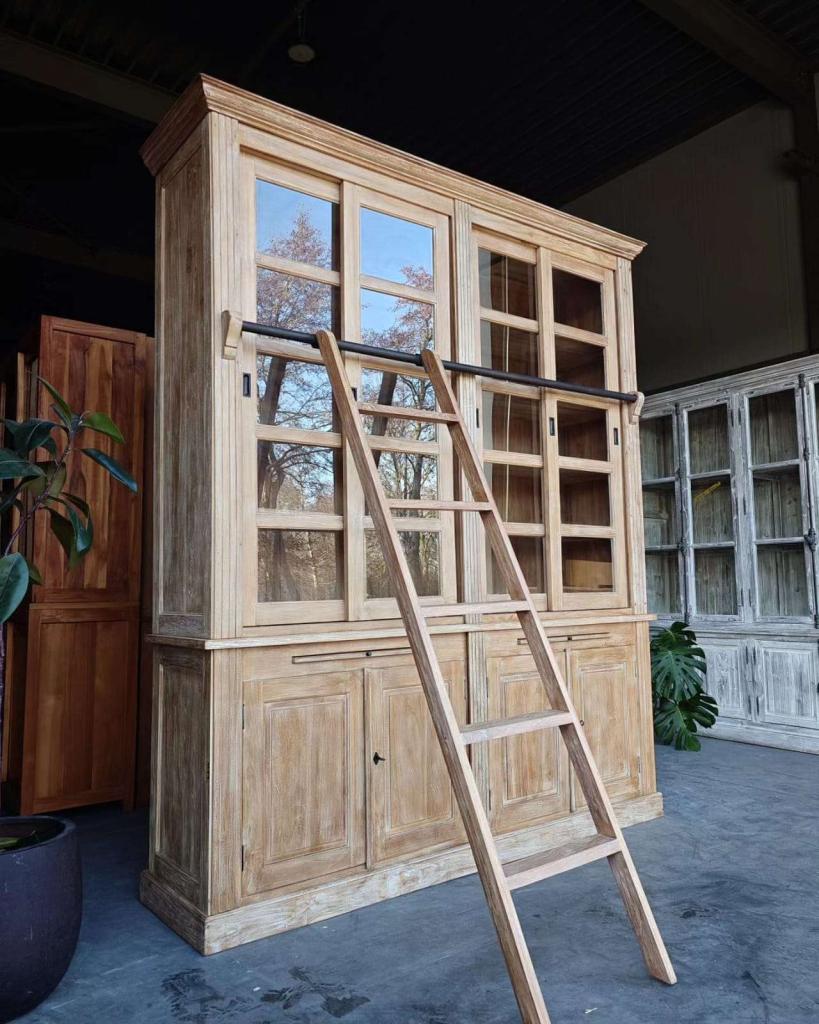 Hoge unieke notariskast | Boekenkast met ladder #2577, Huis en Inrichting, Kasten | Boekenkasten, Niet ingevuld, 200 cm of meer