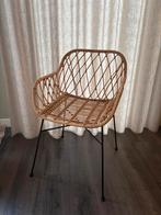 Rotan stoel met zwart metalen onderstel (Wehkamp), Ophalen, Zo goed als nieuw, Bruin, Eén