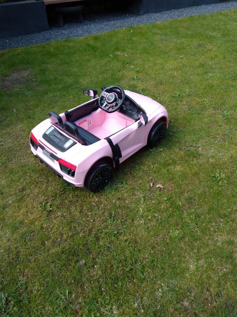 Roze Audi kinderauto elektrisch met afstandsbediening, Kinderen en Baby's, Speelgoed | Buiten | Voertuigen en Loopfietsen, Ophalen
