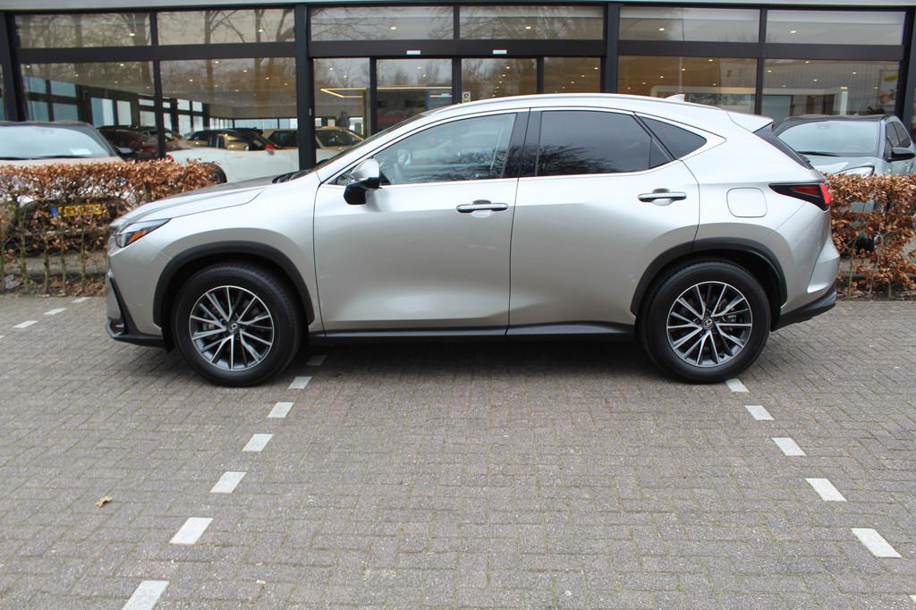 Lexus NX 450h+ AWD Luxury Line | Rijklaar | Trekhaak 1.500kg, Auto's, Lexus, Automaat, 12 maanden, Gebruikt, Zwart