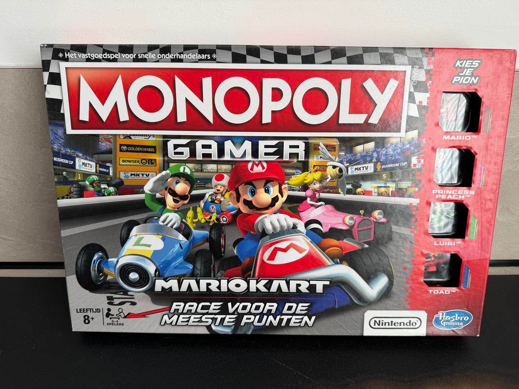 Monopoly Mario Kart Gamer, Drie of vier spelers, Ophalen of Verzenden, Gebruikt