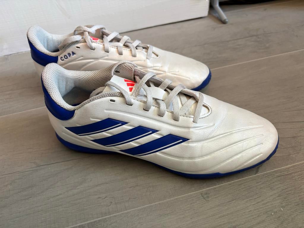 Adidas Copa Pure Maat 40 - zaalvoetbalschoenen, Ophalen of Verzenden, Gedragen, Zwart, Sportschoenen