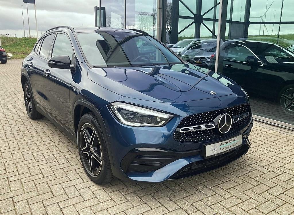 Mercedes-Benz GLA-250 e AMG | Pano/Distronic/keyles/ Nicht, USB, 4 cilinders, 163 pk, Bedrijf