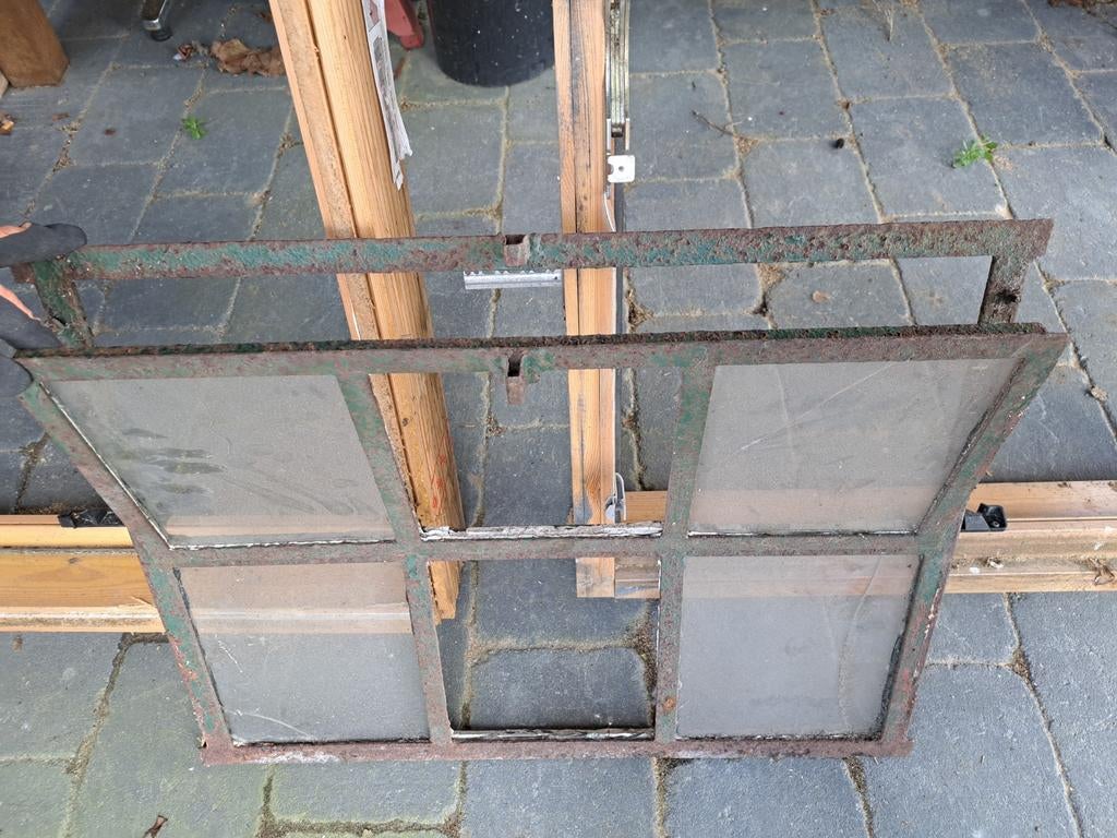 Oud stalraam, deels te openen, Huis en Inrichting, Ophalen, Gebruikt