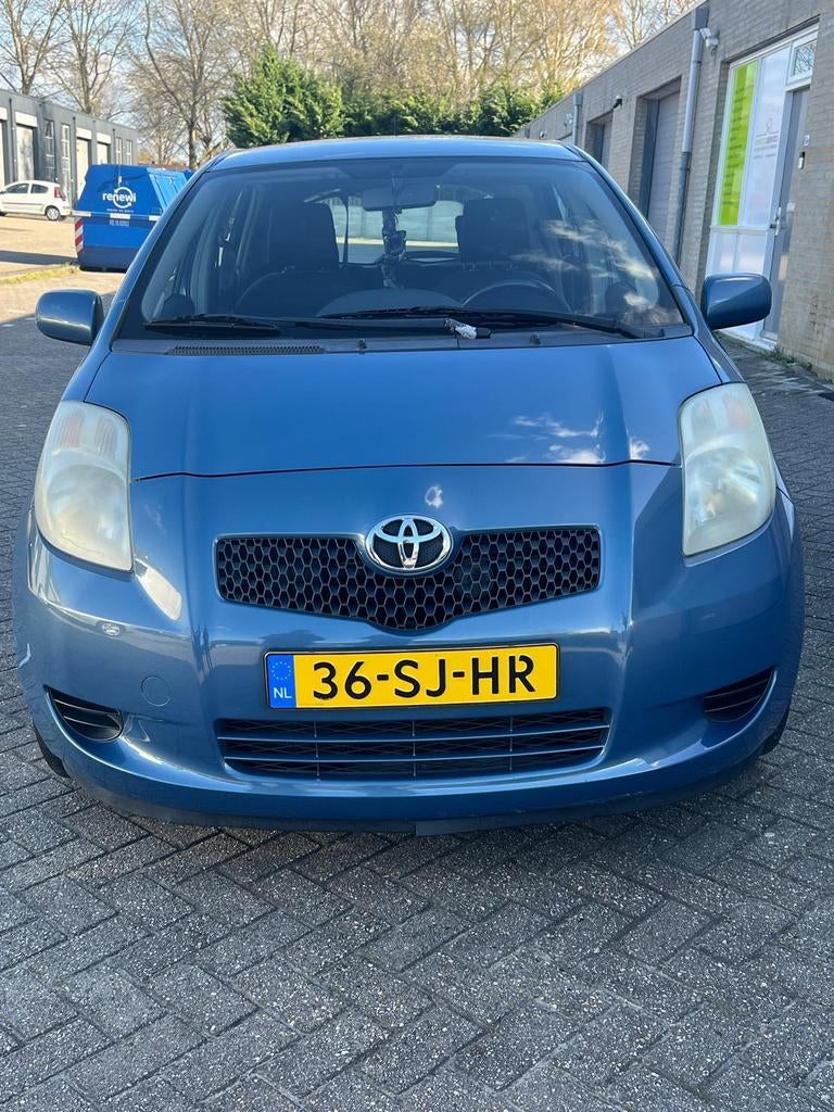 Toyota Yaris 1.3 16V Vvt-i 5DR SOL MMT 2006 Blauw, 40 €/maand, 750 kg, 4 cilinders, Blauw