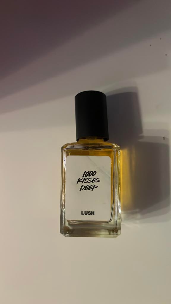 Lush 1000 kisses deep Parfum, Ophalen of Verzenden, Nieuw