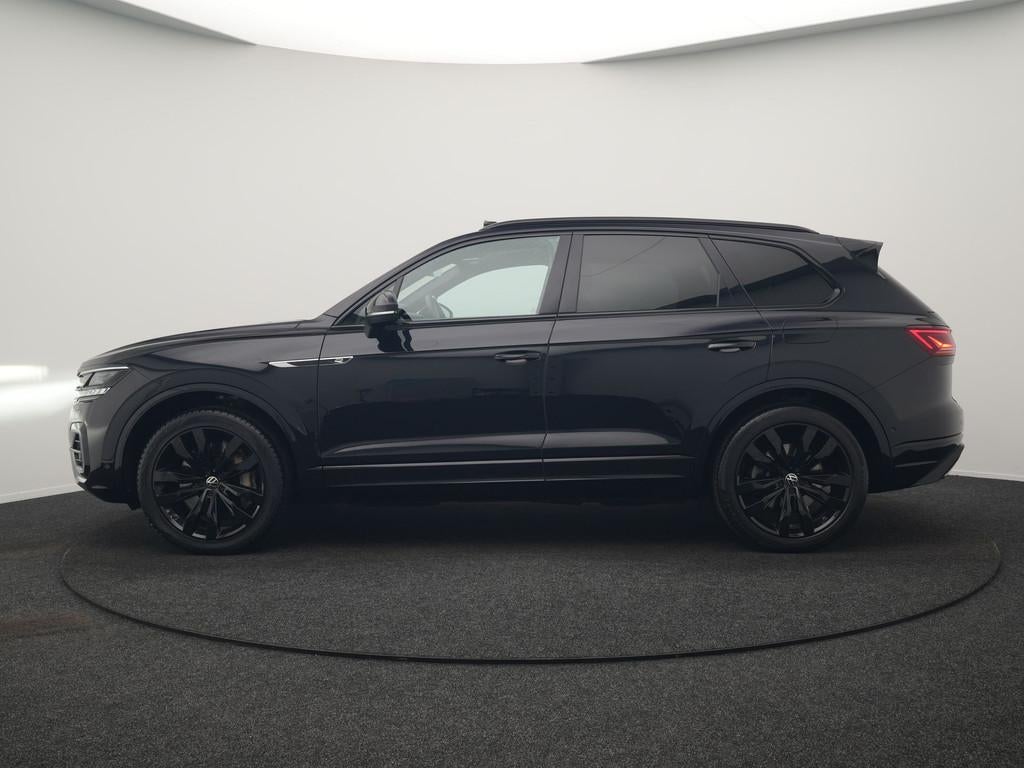 Volkswagen Touareg 3.0 TSi 4MOTION R PHEV 462pk Dealer O.H., Automaat, Gebruikt, Zwart, 2995 cc