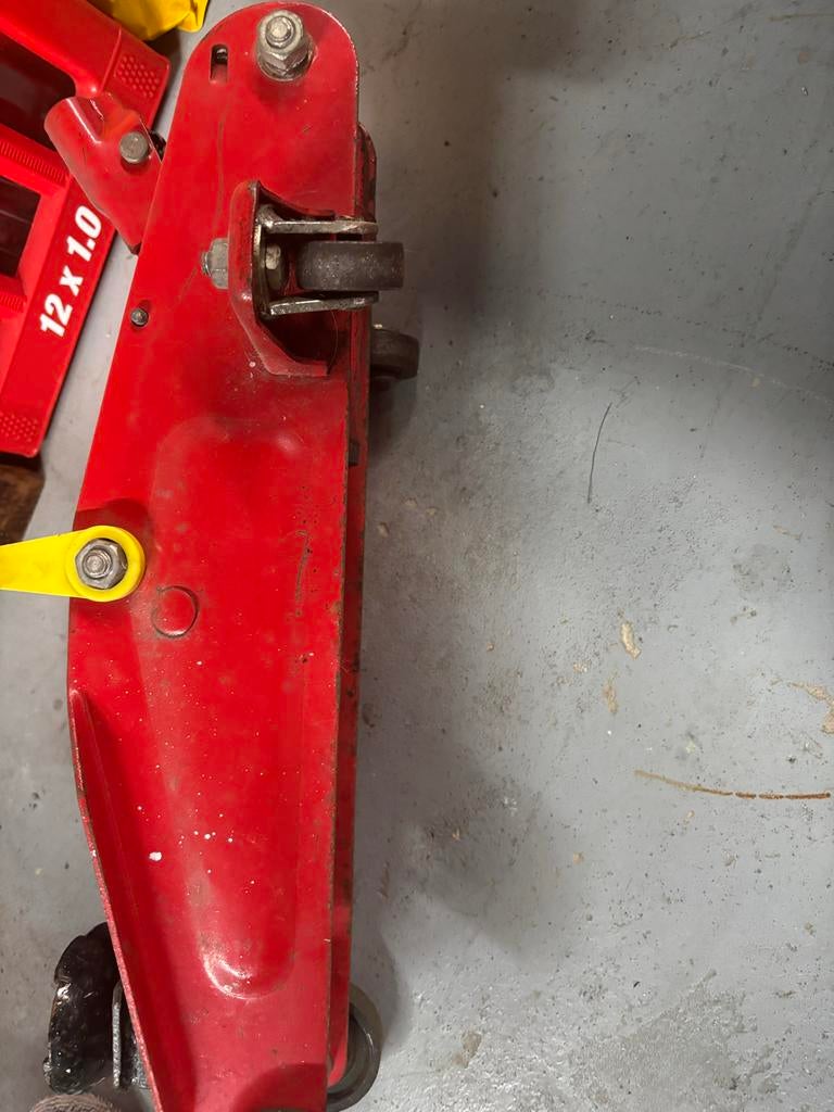 2x Autokrik - Garagekrik 2000kg, Ophalen of Verzenden, Gebruikt, Hydraulisch, Garagekrik